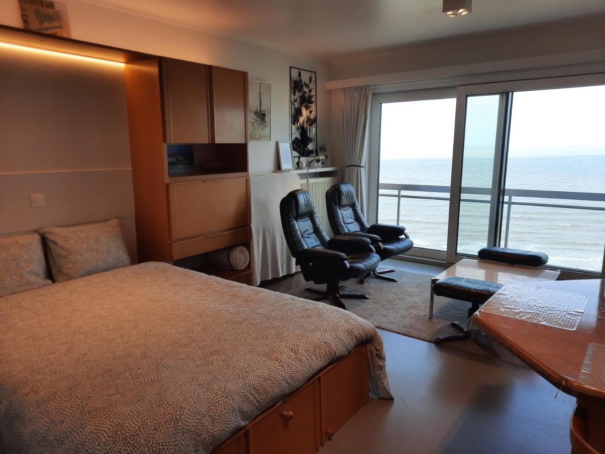 Studio On The Beach With Sea View 미들케르케 외부 사진