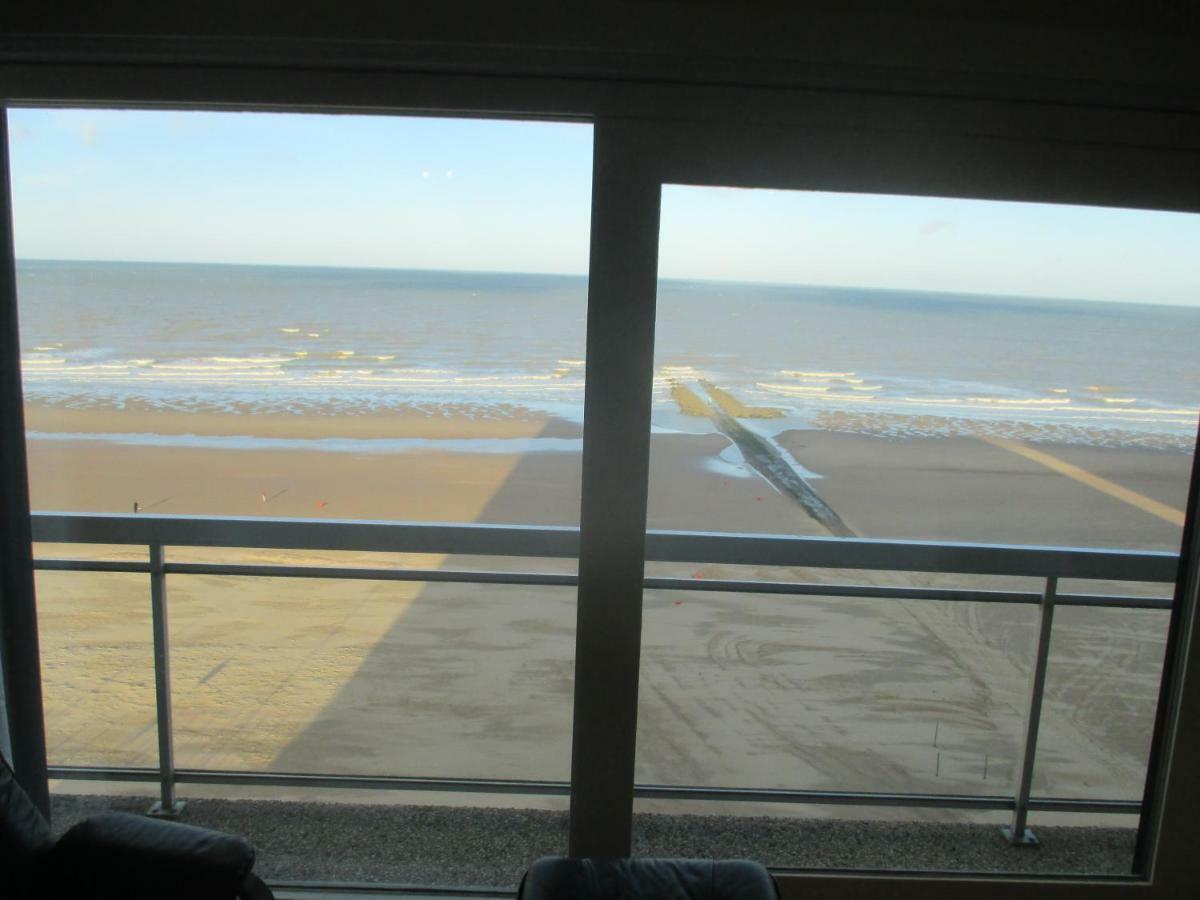 Studio On The Beach With Sea View 미들케르케 외부 사진